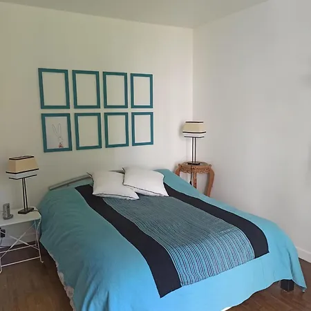 Guest house D'hotes Calmes Sur Jardin Batignolles Paris