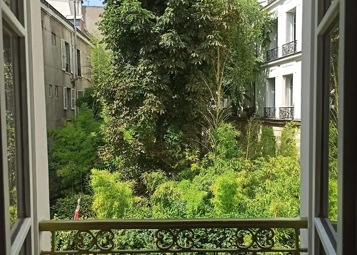 Гостевой дом D'hotes Calmes Sur Jardin Batignolles 4*